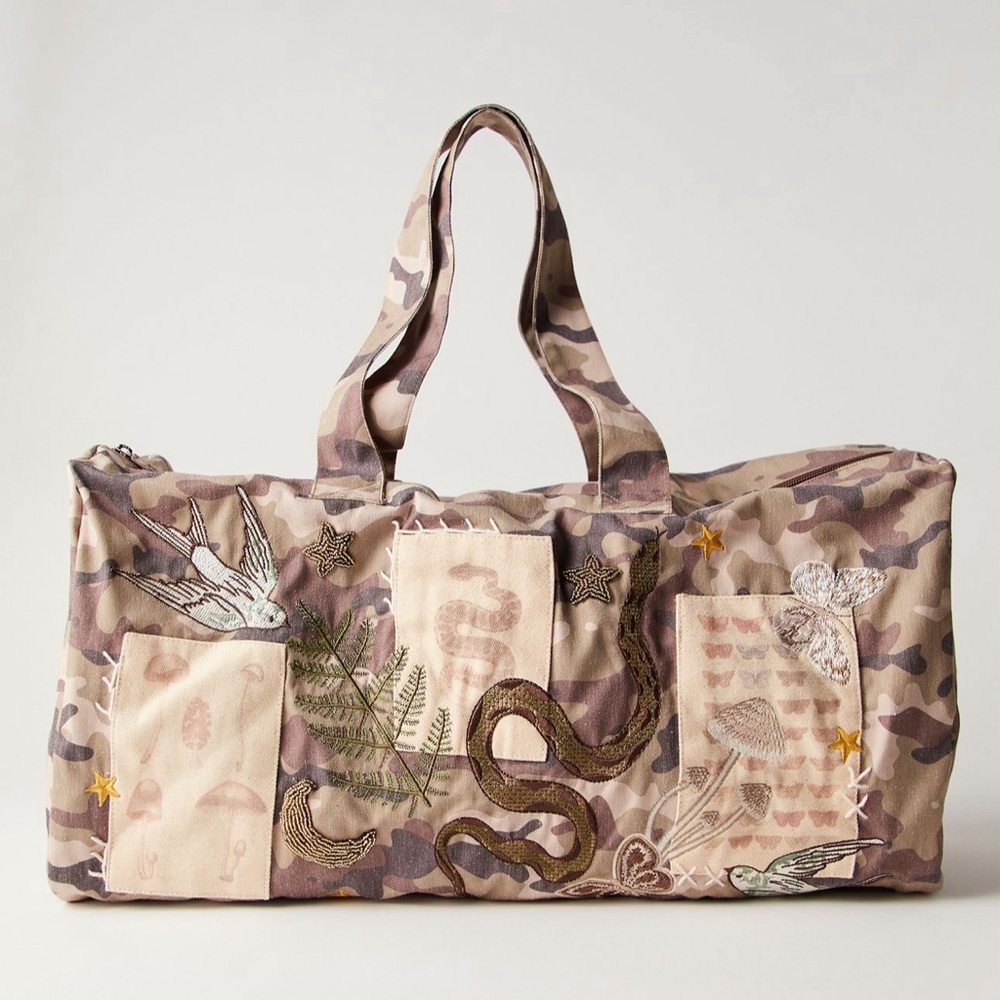 NWT Free People X Denim & Bone Serpent Weekender Bag Camo
